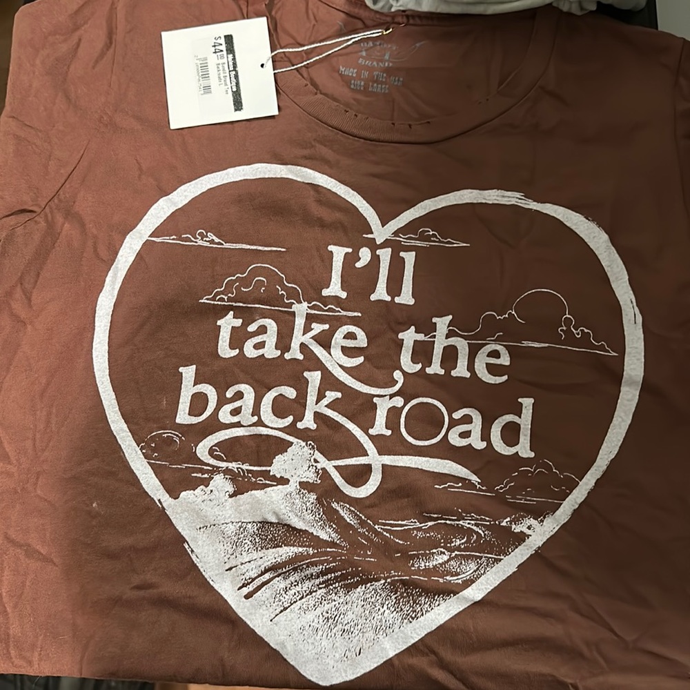 Women’s Graphic Tee